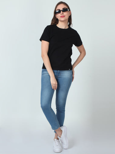 Women's Round Neck T-Shirt (Black)